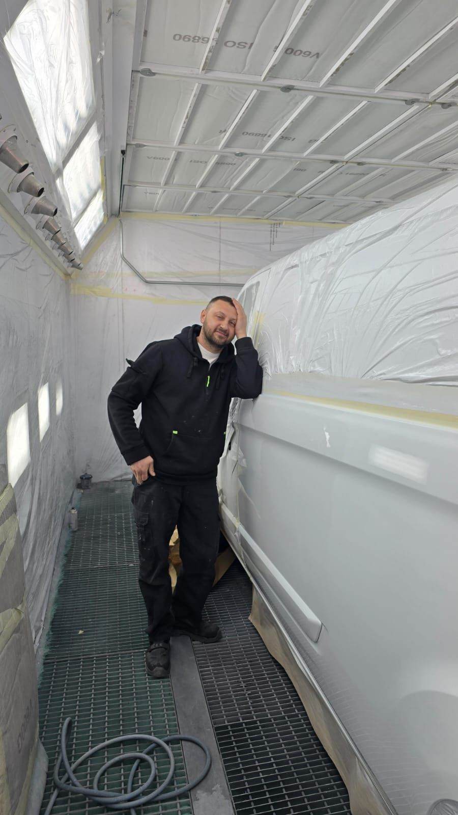 Chef lackierkabine – TRUPP KFZ-Service