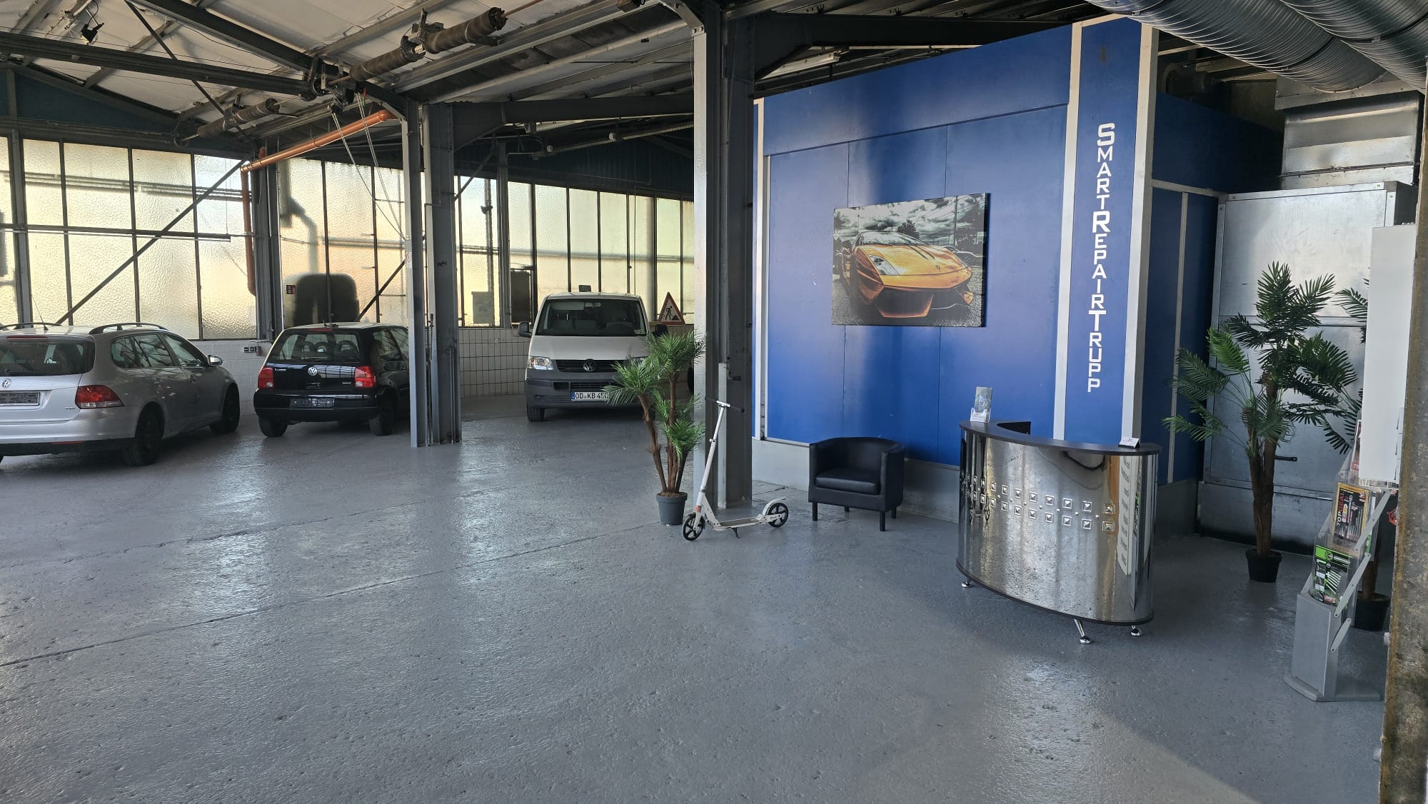 Empfangsbereich bei TRUPP KFZ-Service Bargteheide